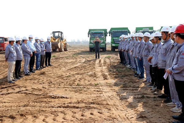 1588338569.jpg 1開工動員會現(xiàn)場.JPG