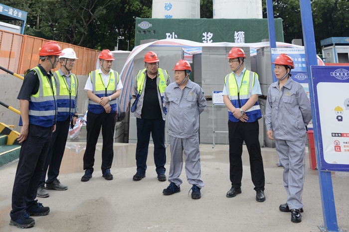 1718884338963841.jpg af987984-8acf-4788-bbc7-530e380aebff.jpg